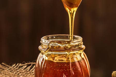 raw med od včelaře